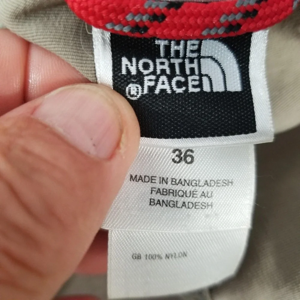 The North Face cargo pants men's 36x32 beige lightweight nylon outdoor